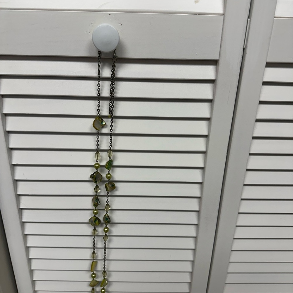 Elegant Natural Green Beaded Necklace